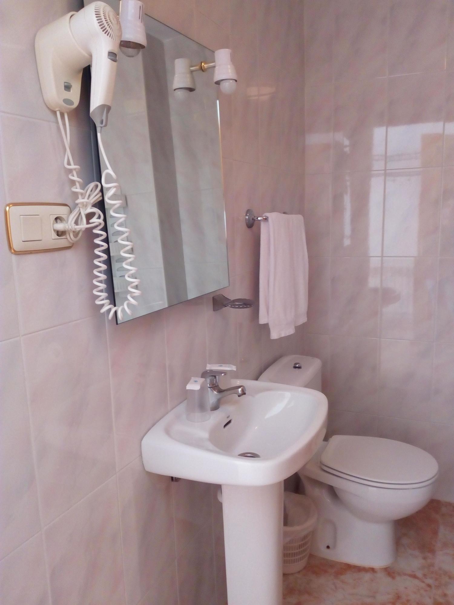 Hostal Rural Montual Los Baños エクステリア 写真