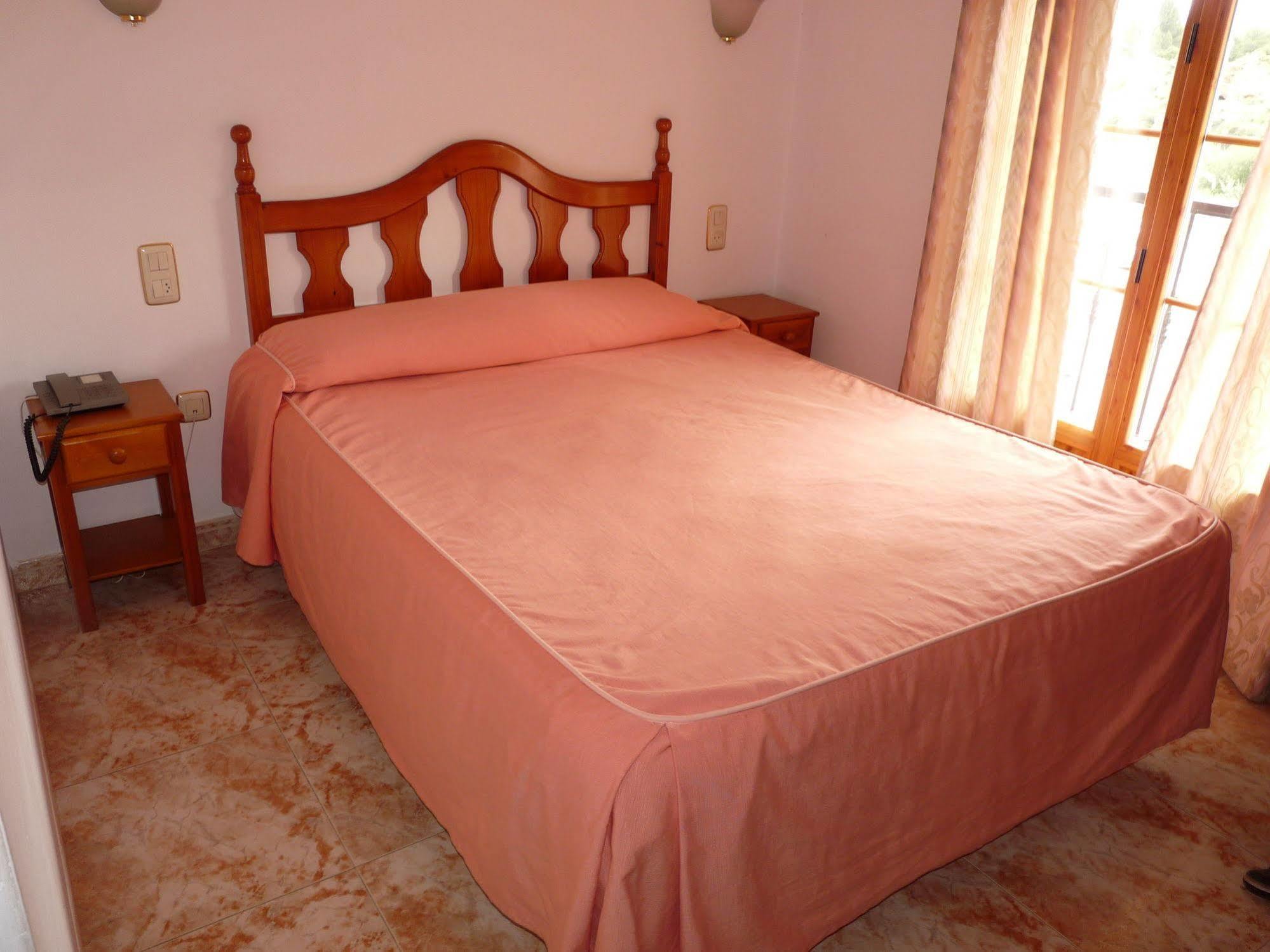 Hostal Rural Montual Los Baños エクステリア 写真